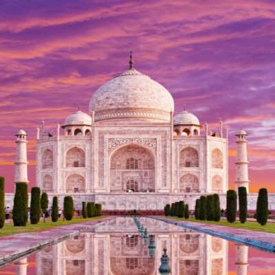 1. The Taj Mahal was created by Emperor Shah Jahan for his favorite wife Mumtaz Mahal..
